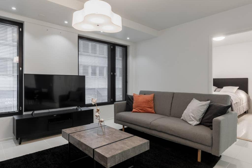 Sleek And Spacious 3 Bedroom Apartment In City Centre Helsinki Exterior foto
