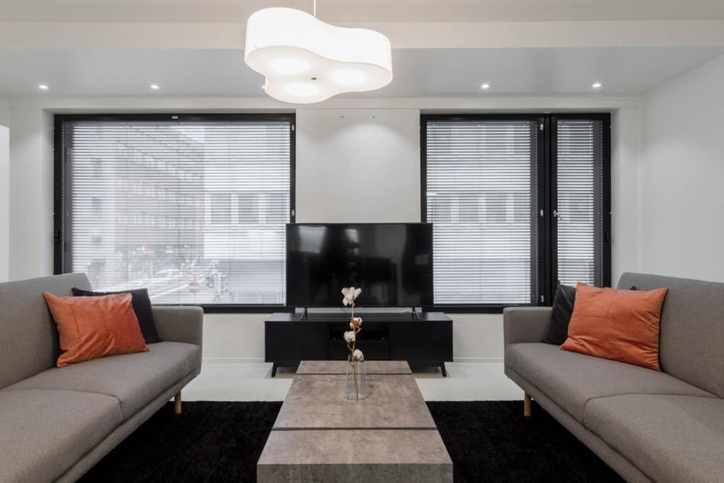 Sleek And Spacious 3 Bedroom Apartment In City Centre Helsinki Exterior foto